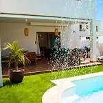 Luxury El Palmeral 别墅