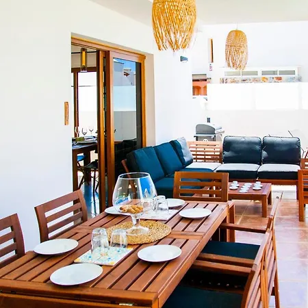 Luxury El Palmeral Villa *